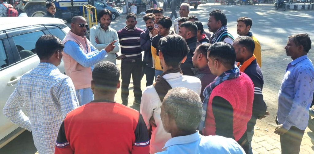 राजेश कुमार ने हल्द्वानी परिवहन विभाग से वार्ता की, टेंपो के चालान नहीं काटे जाएंगे