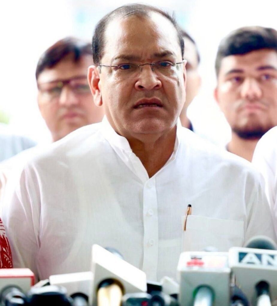 आज का बजट का नाम, आंकड़ों की बाजीगरी को सलाम” बजट में बजट और दिशा का अभाव है – यशपाल आर्य