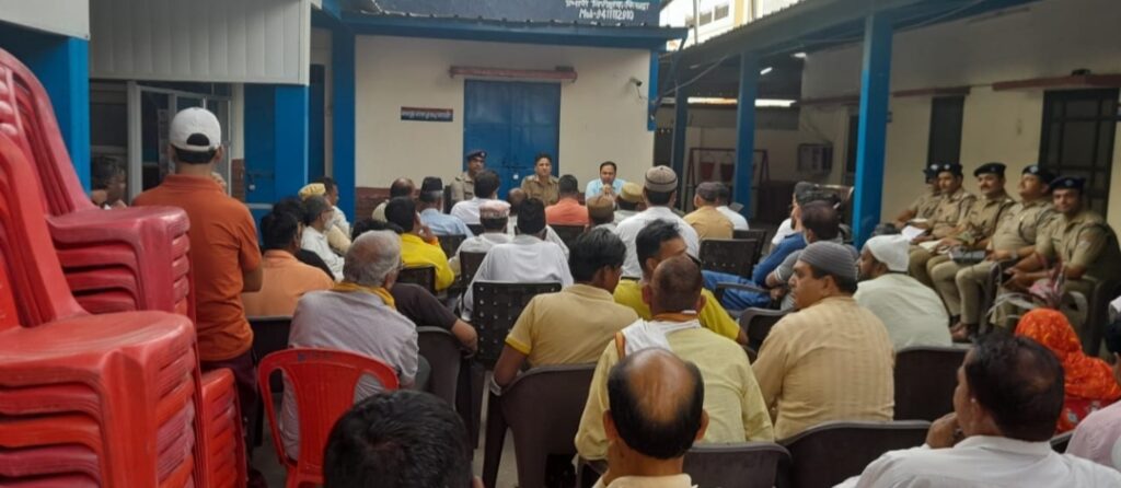 हमारे त्योहार हम लोगों को आपसी भाईचारे के साथ एक दूसरे से मिलकर रहने का संदेश देते हैं