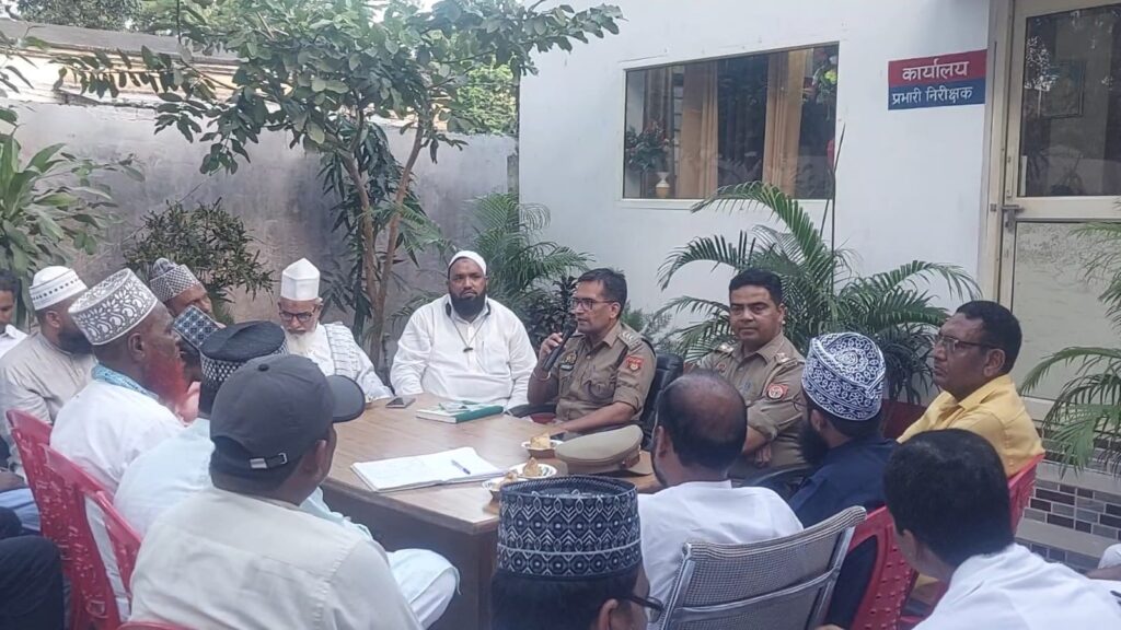 पूरनपुर में त्योहारों को लेकर शांति समिति की बैठक